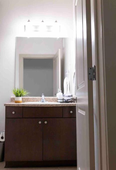 Amplify Spaces 1 And 2 Bedroom Apartments, Downtown Birmingham, Uab Eksteriør bilde